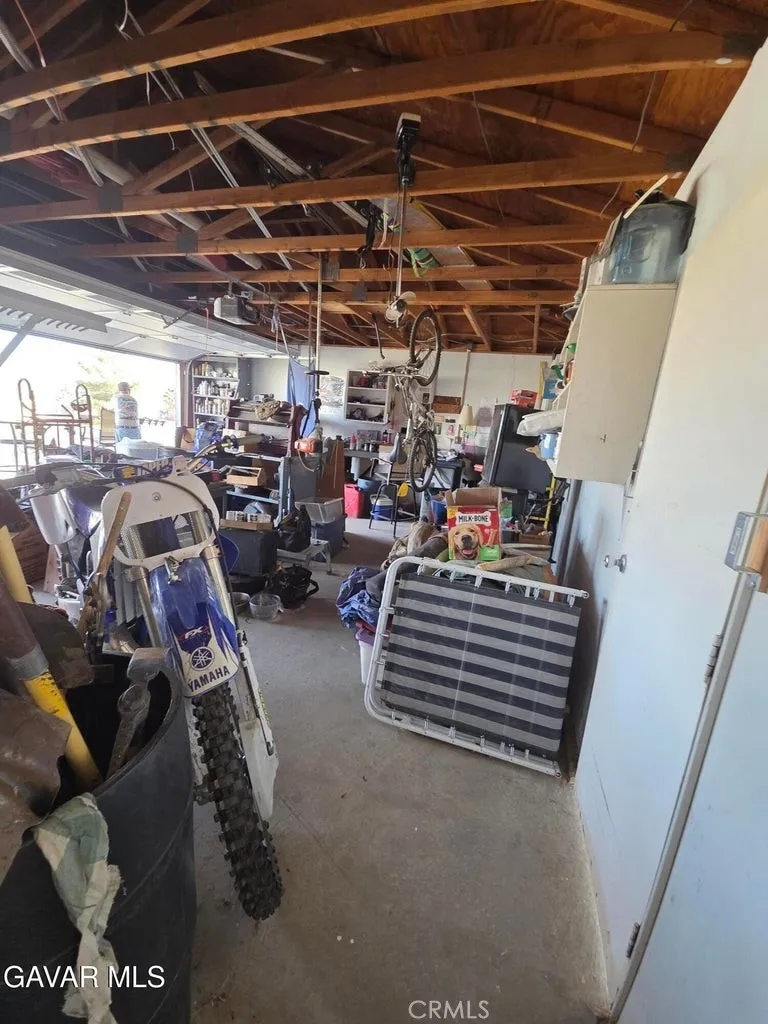38997 164th E, Palmdale, California 93591 home-pic-6
