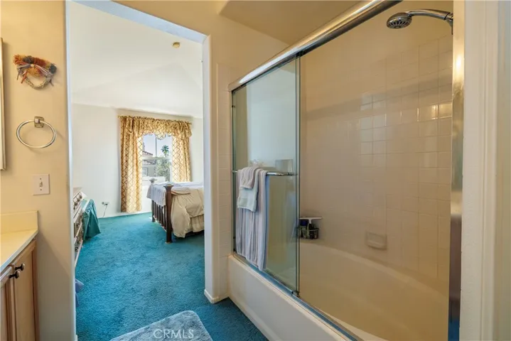 Extra Large Soaking Tub