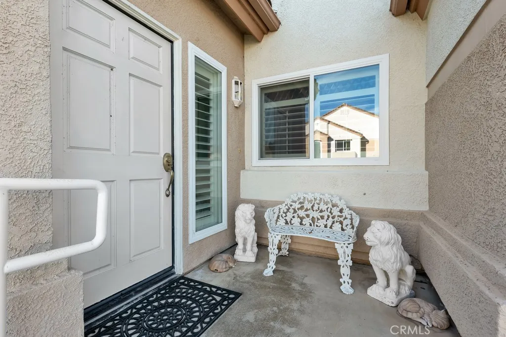 638 High Plains, Simi Valley, California 93065 home-pic-5