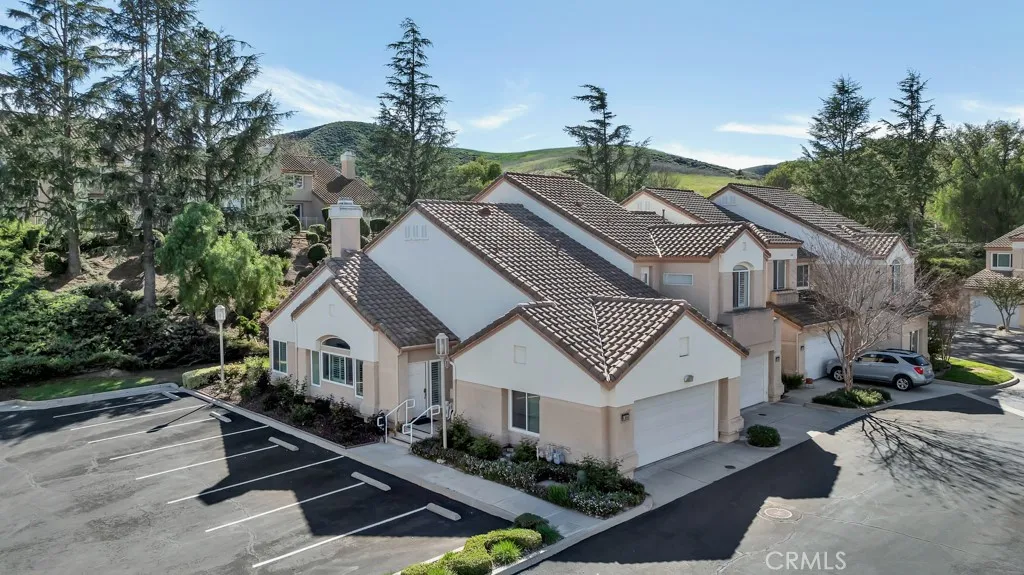 638 High Plains, Simi Valley, California 93065 home-pic-28