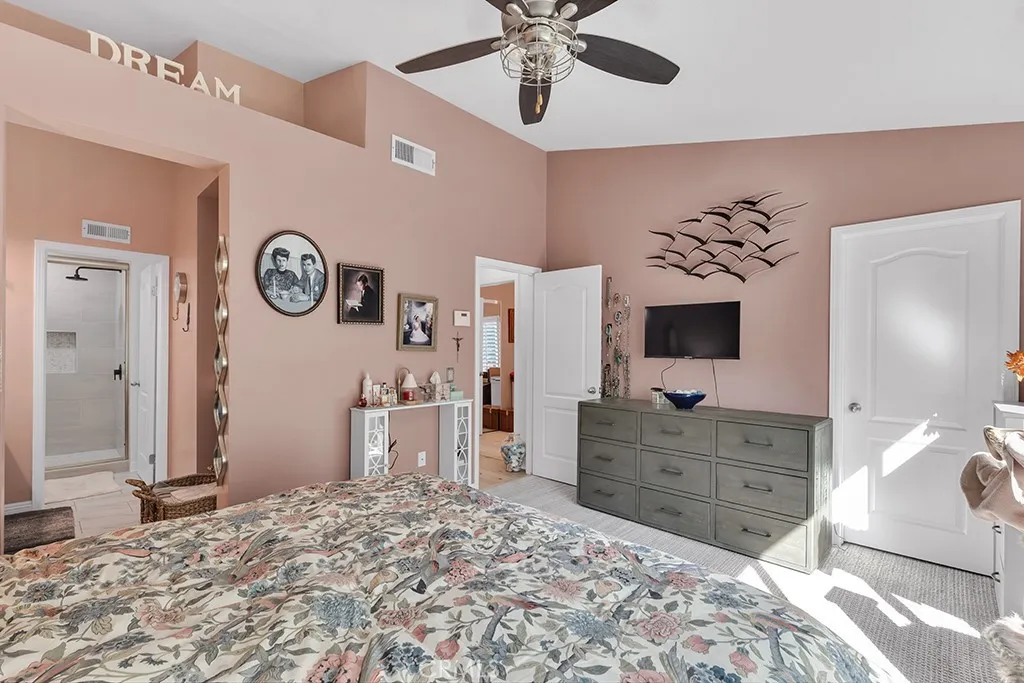 638 High Plains, Simi Valley, California 93065 home-pic-20