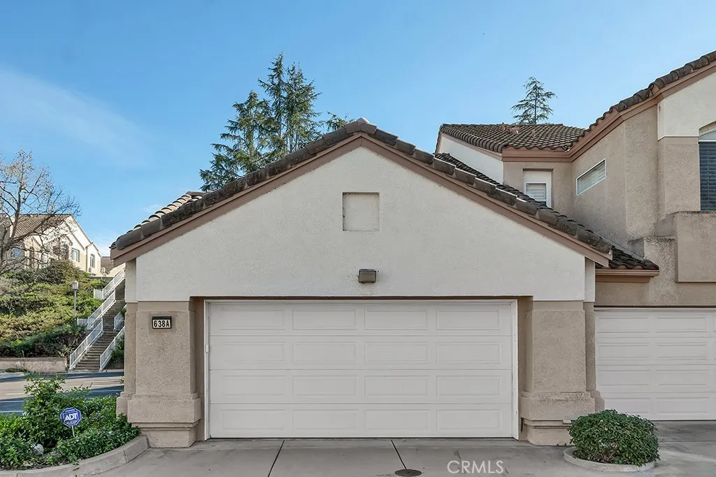 638 High Plains, Simi Valley, California 93065 home-pic-27