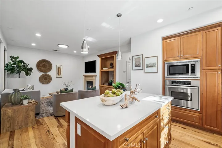 97 Rinaldi, Irvine, California 92620