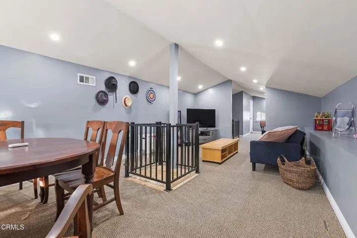 46-web-or-mls-12244 Tiara St_MEDIA360VR-
