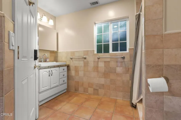 65-web-or-mls-12244 Tiara St_MEDIA360VR-