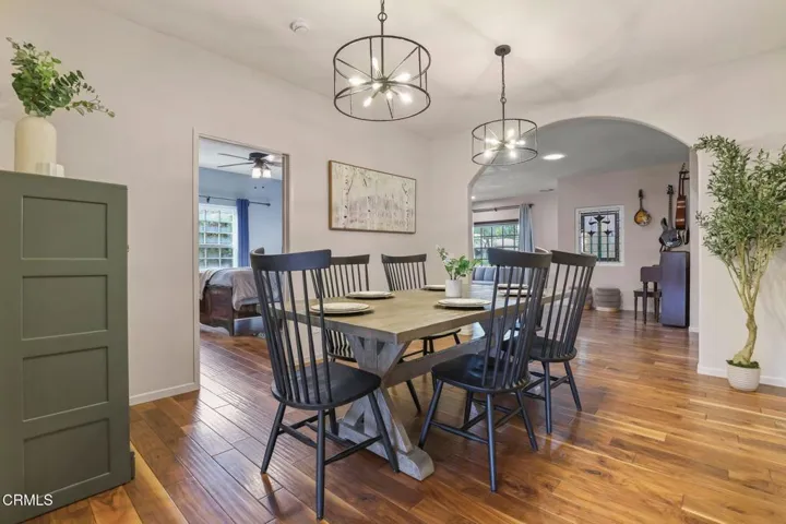 11-web-or-mls-12244 Tiara St_MEDIA360VR-