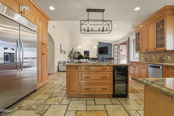 15-web-or-mls-12244 Tiara St_MEDIA360VR-