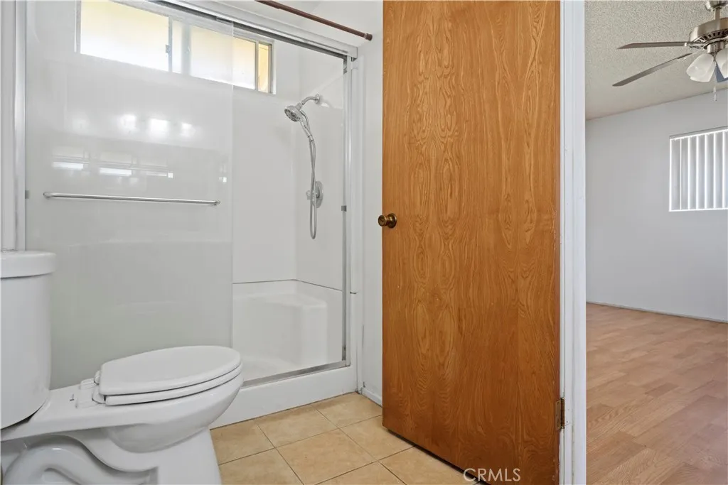 1226 Lucerne, Hemet, California 92543 home-pic-17
