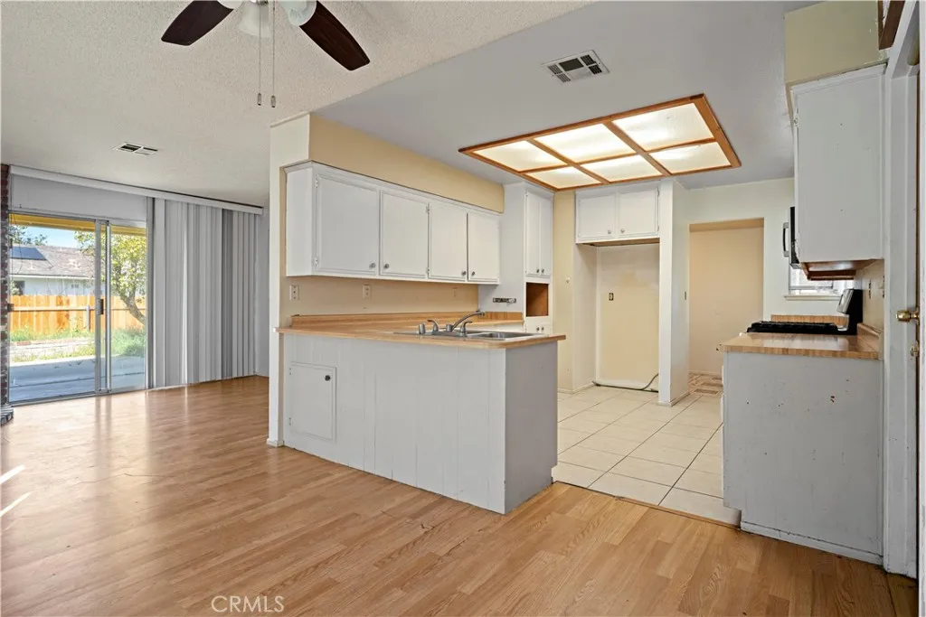 1226 Lucerne, Hemet, California 92543 home-pic-18