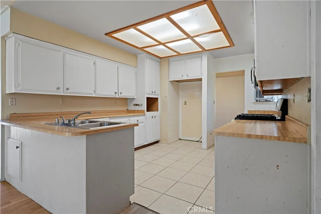 1226 Lucerne, Hemet, California 92543 home-pic-21