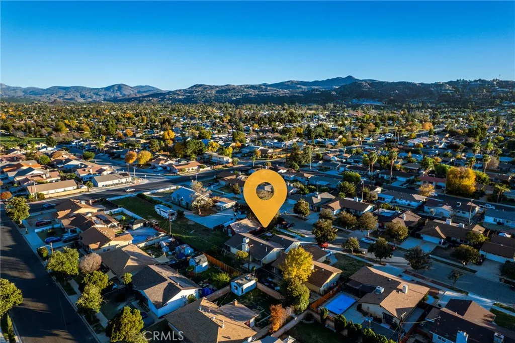 1226 Lucerne, Hemet, California 92543 home-pic-27