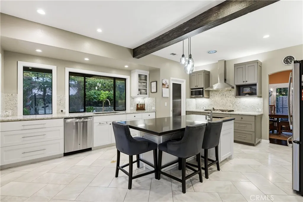 22315 Circle J Ranch, Saugus, California 91350 home-pic-12