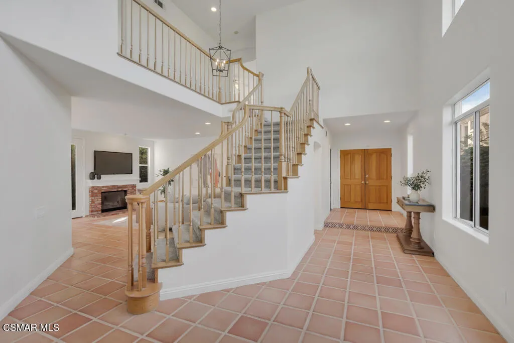 3842 Timberridge Road, Moorpark, California 93021 home-pic-27