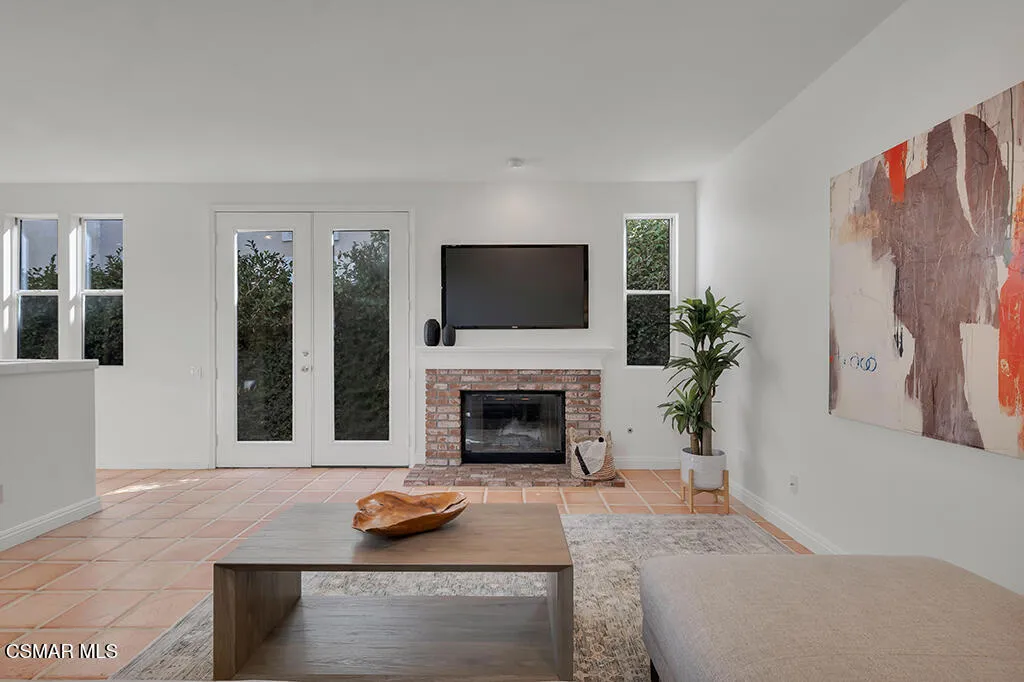 3842 Timberridge Road, Moorpark, California 93021 home-pic-24