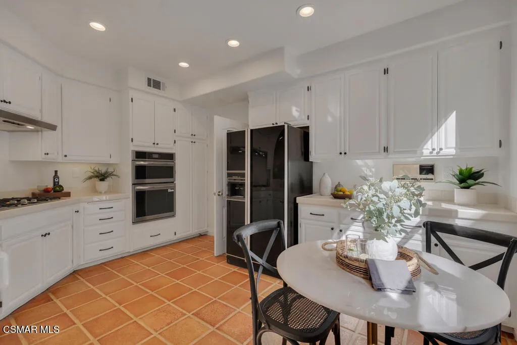 3842 Timberridge Road, Moorpark, California 93021 home-pic-19