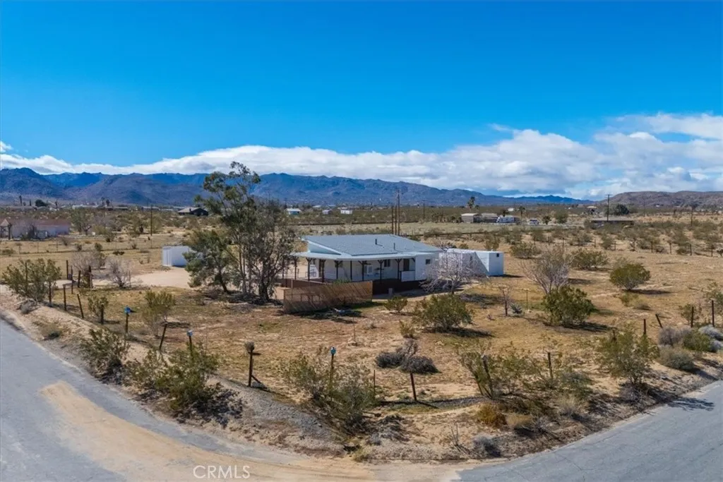 4914 Flamingo, Joshua Tree, California 92252 home-pic-2
