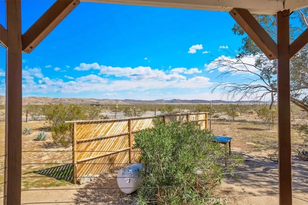 4914 Flamingo, Joshua Tree, California 92252 home-pic-20