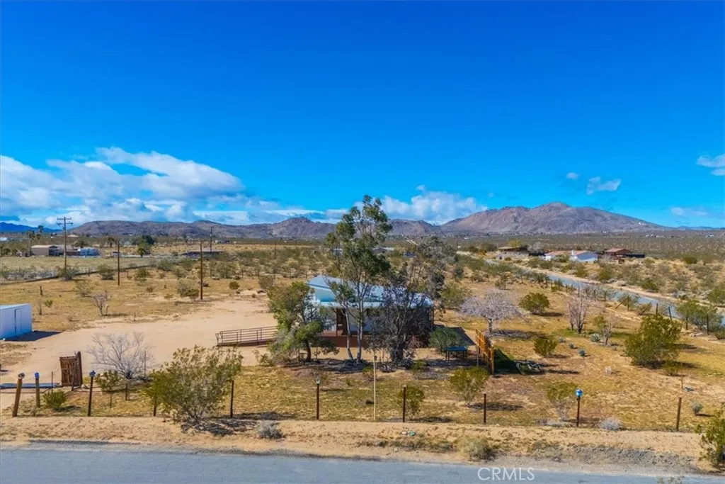 4914 Flamingo, Joshua Tree, California 92252 home-pic-38