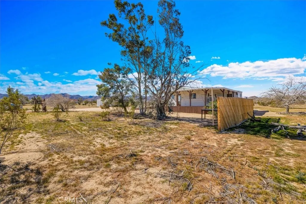 4914 Flamingo, Joshua Tree, California 92252 home-pic-21