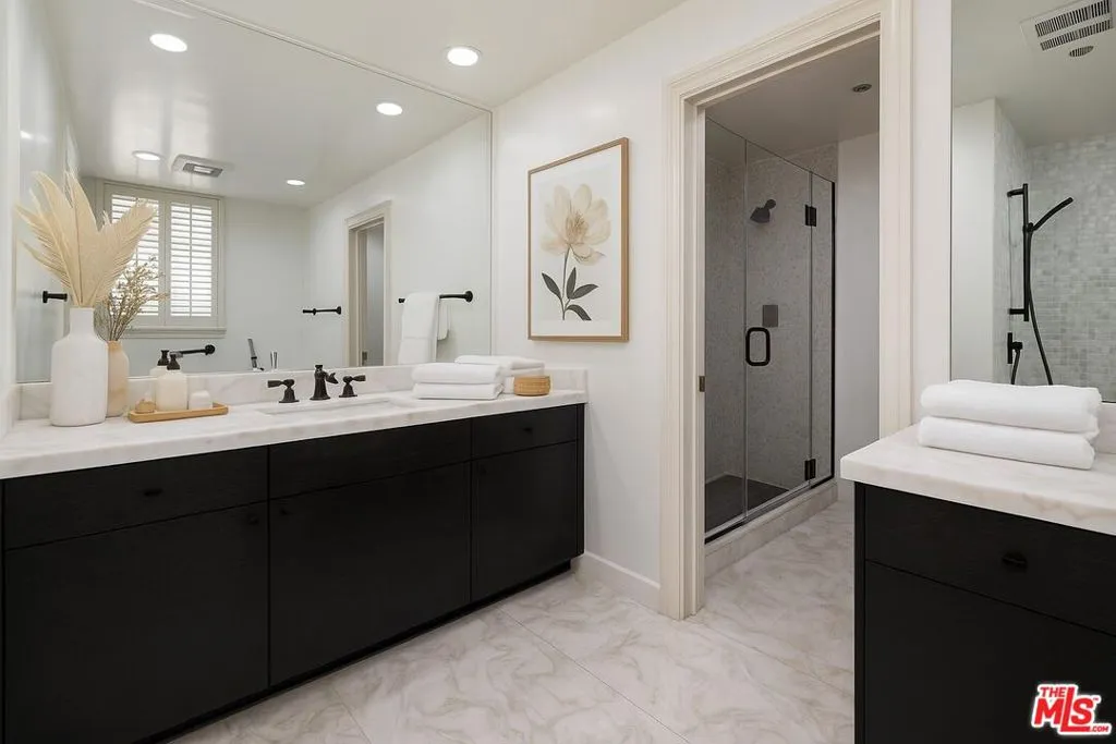 10550 Wilshire Boulevard 804, Los Angeles, California 90024 home-pic-10