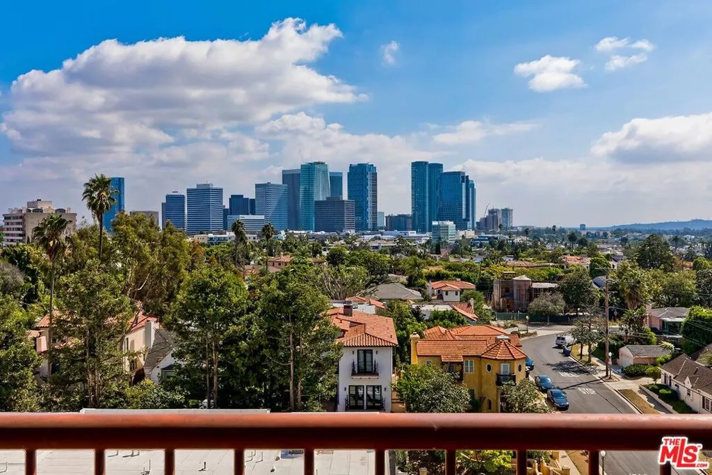 10550 Wilshire Boulevard 804, Los Angeles, California 90024 home-pic-20