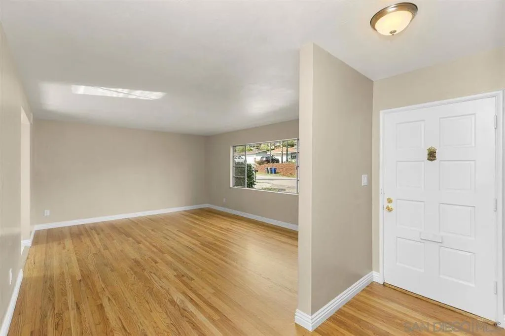 1263 Cresthill Rd, El Cajon, California 92021 home-pic-4