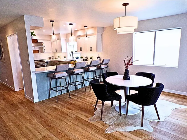 Pre-tenancy staged photos.May not look the same in person.