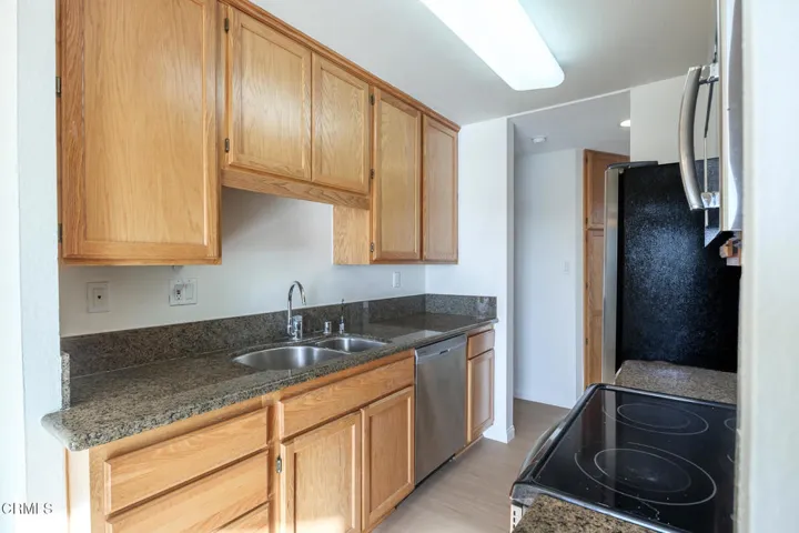2901 Peninsula 144-8