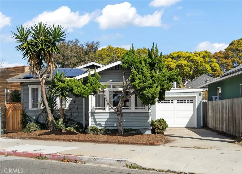 310 North Pacific Coast Highway, Redondo Beach, California 90277 home-pic-1