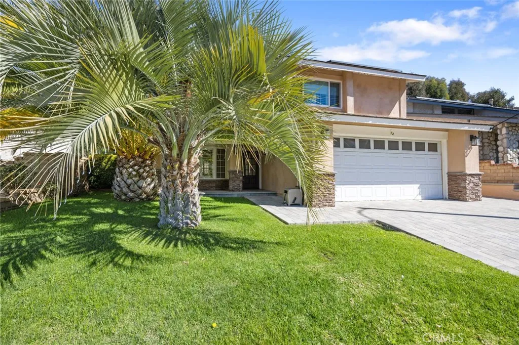 21961 Peppercorn, Saugus, California 91350 home-pic-2
