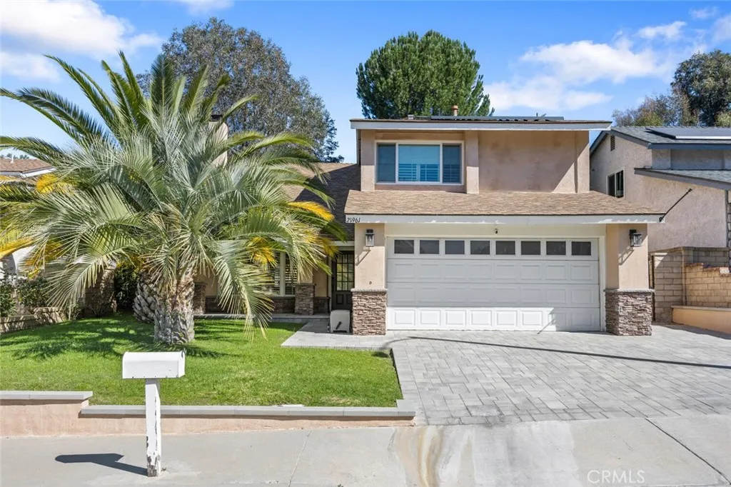 21961 Peppercorn, Saugus, California 91350 home-pic-1