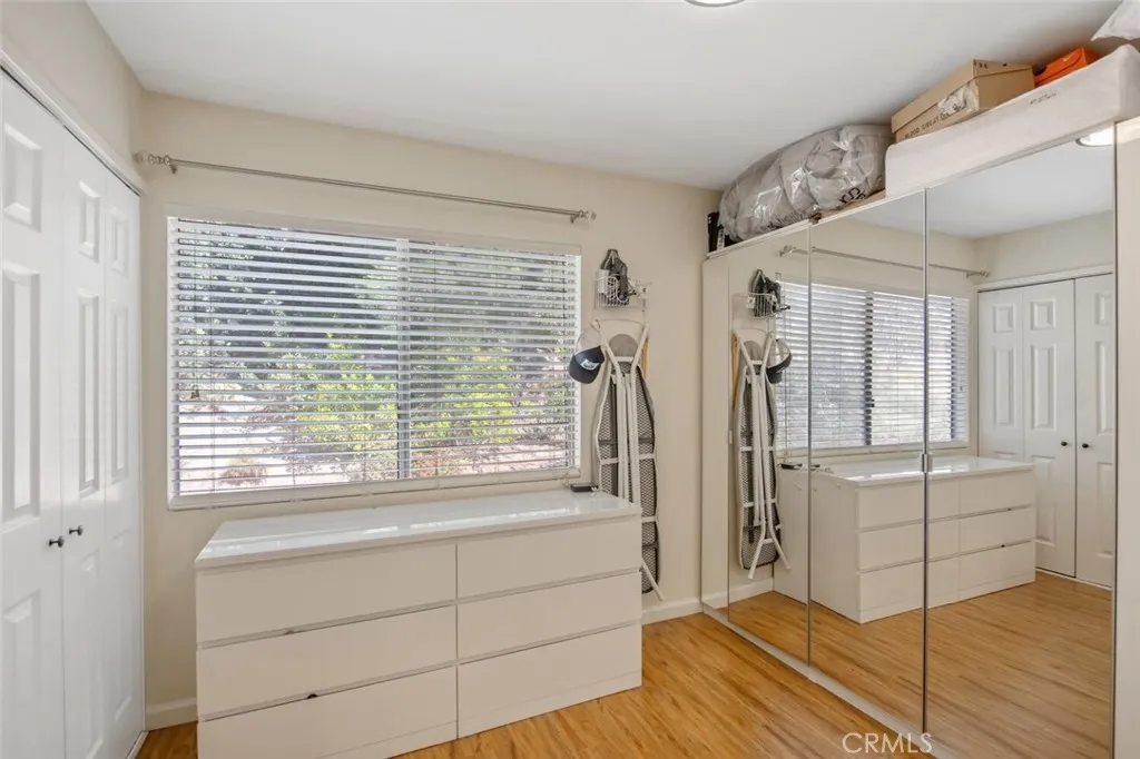 21961 Peppercorn, Saugus, California 91350 home-pic-30