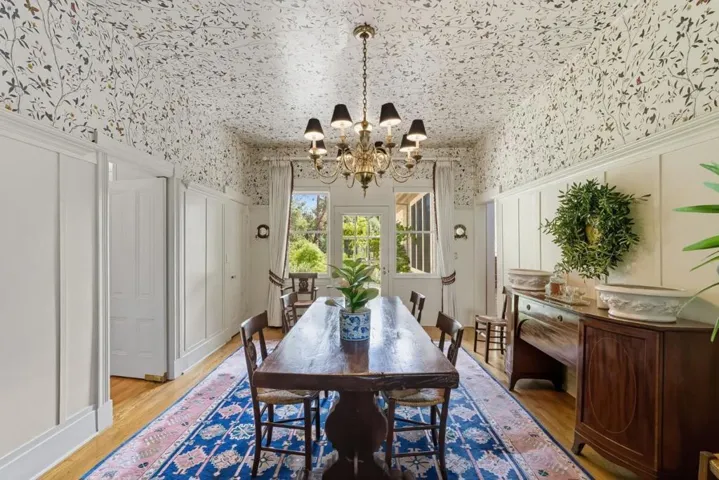 120 Oak Meadow Drive, Los Gatos, California 95032