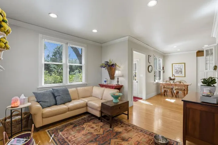 120 Oak Meadow Drive, Los Gatos, California 95032