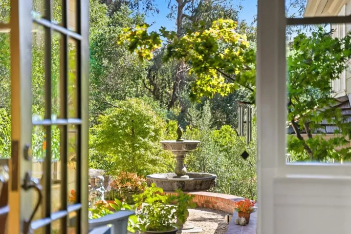 120 Oak Meadow Drive, Los Gatos, California 95032