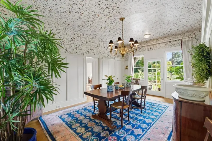120 Oak Meadow Drive, Los Gatos, California 95032