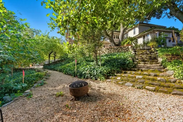 120 Oak Meadow Drive, Los Gatos, California 95032