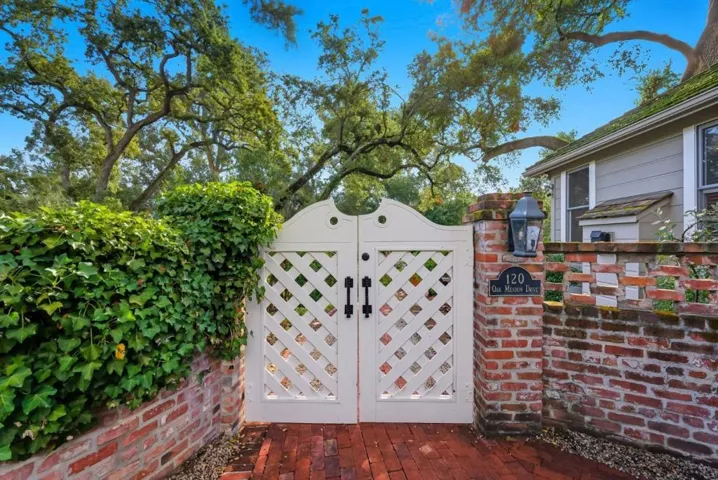 120 Oak Meadow Drive, Los Gatos, California 95032