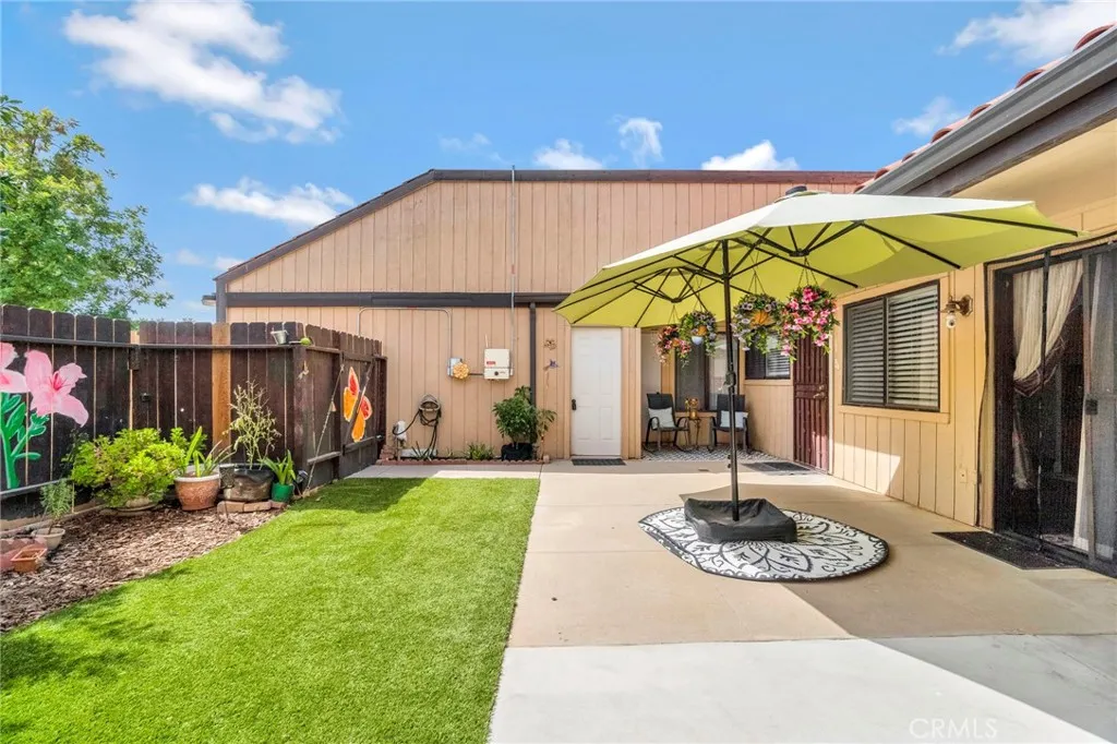 1751 W Santa Ana, Fresno, California 93705 home-pic-21