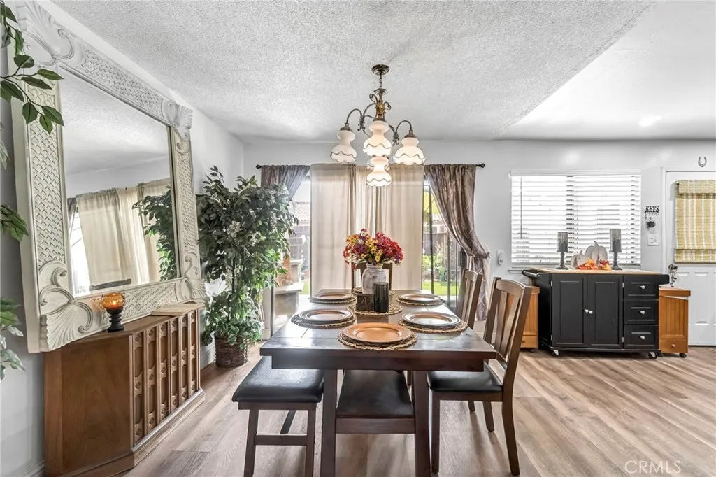 1751 W Santa Ana, Fresno, California 93705 home-pic-7