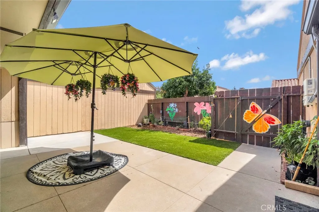 1751 W Santa Ana, Fresno, California 93705 home-pic-23