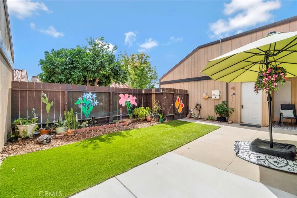 1751 W Santa Ana, Fresno, California 93705 home-pic-22