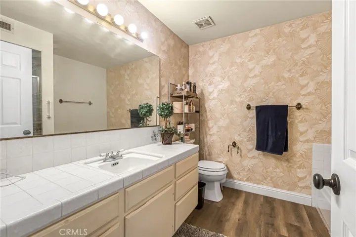 1751 W Santa Ana, Fresno, California 93705