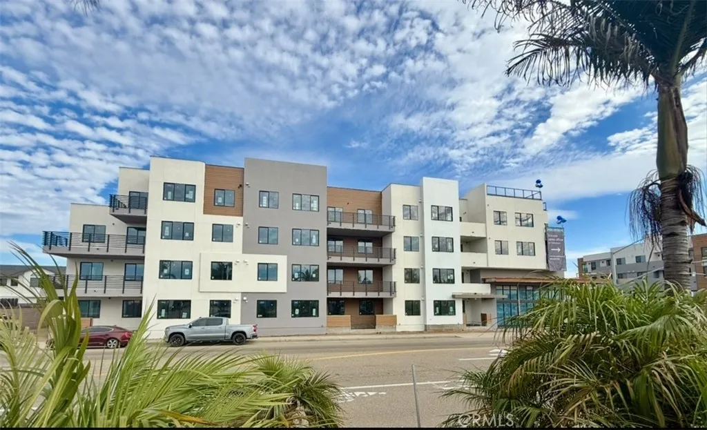 401 Grand Avenue W 101, Grover Beach, California 93433 home-pic-1