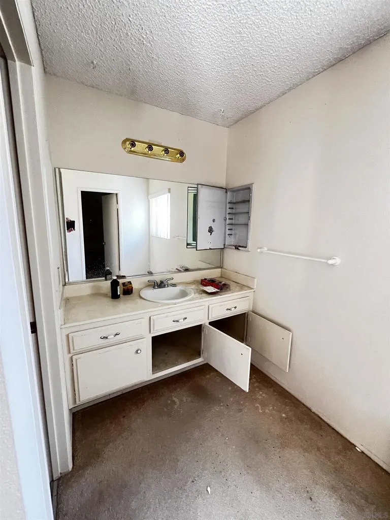 9054 Togan Ave, San Diego, California 92129 home-pic-23