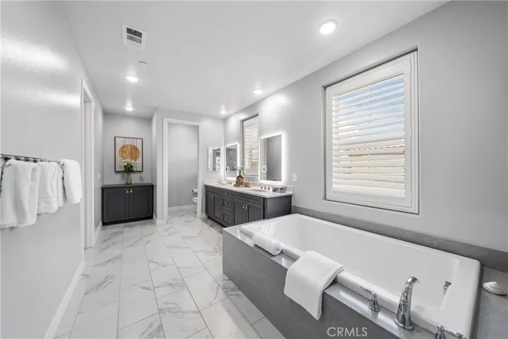 113 Wanderer, Irvine, California 92618