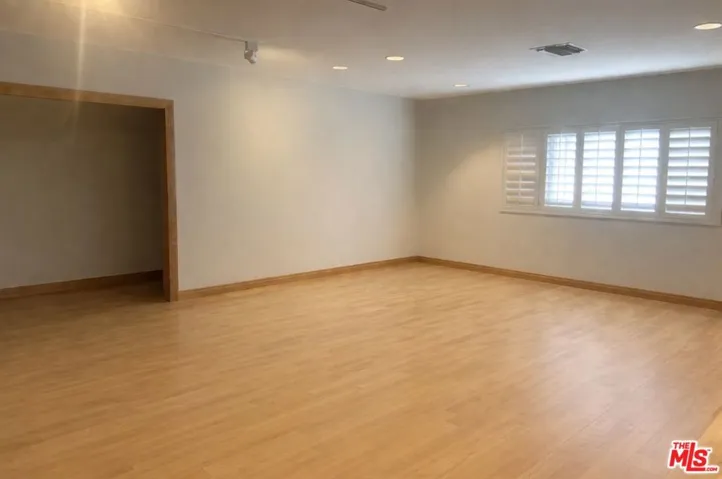Upstairs Bedroom 2
