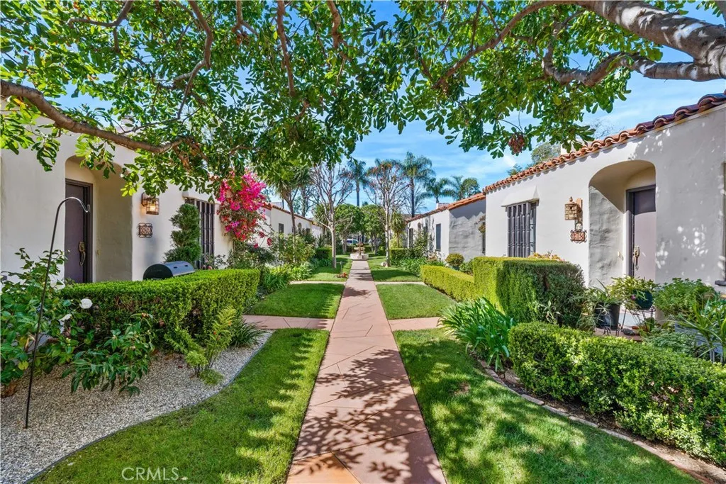 392 S Marengo 105, Pasadena, California 91101 home-pic-17