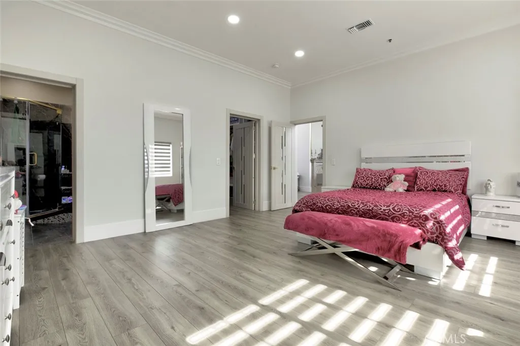 3173 Weldon Avenue, Los Angeles, California 90065 home-pic-18