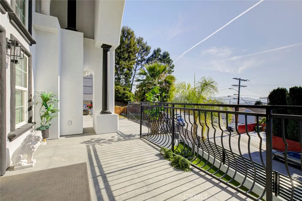 3173 Weldon Avenue, Los Angeles, California 90065 home-pic-45